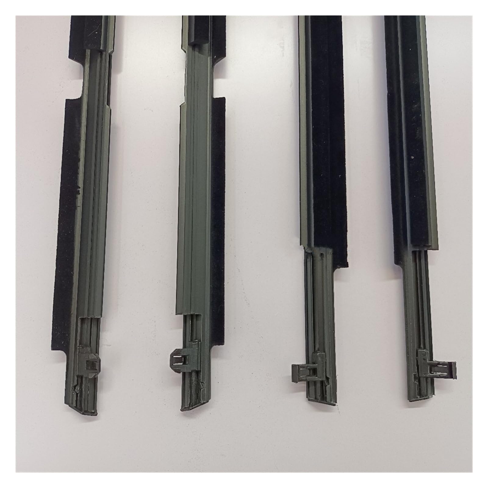 Guarnizione 4 Pezzi Di Gomma Per Finestrini Esterni Per Toyota Per RAV4 2009-2012 75720-0R020 Striscia Protettiva Per Vetri Vetro Esterno Guarnizioni Per Finestre