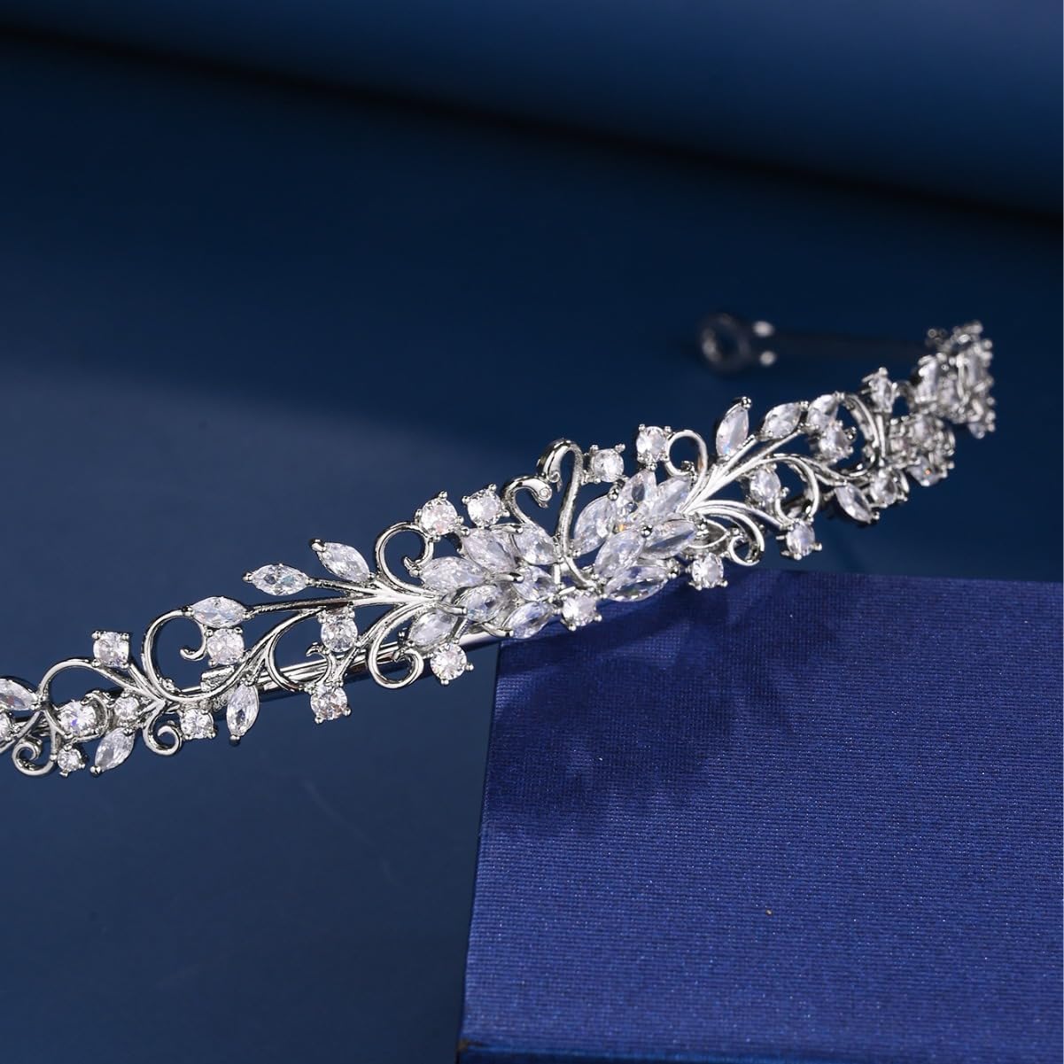 14K Gold Simple Bridal Crown with Stylish Moissanite Wedding Tiara, Ideal Gift for Bridal Party or Ceremony