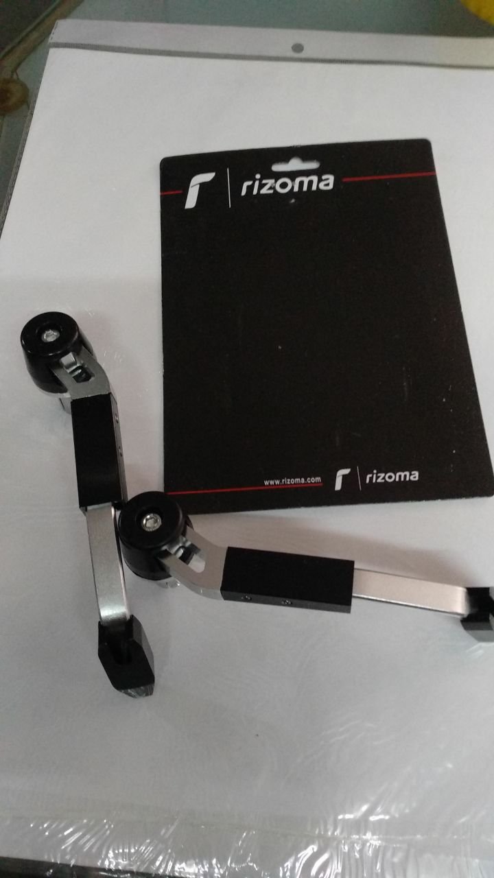 Rizoma Brake Lever Protection Black Chrome for Triumph Tiger 800 XC-image-2