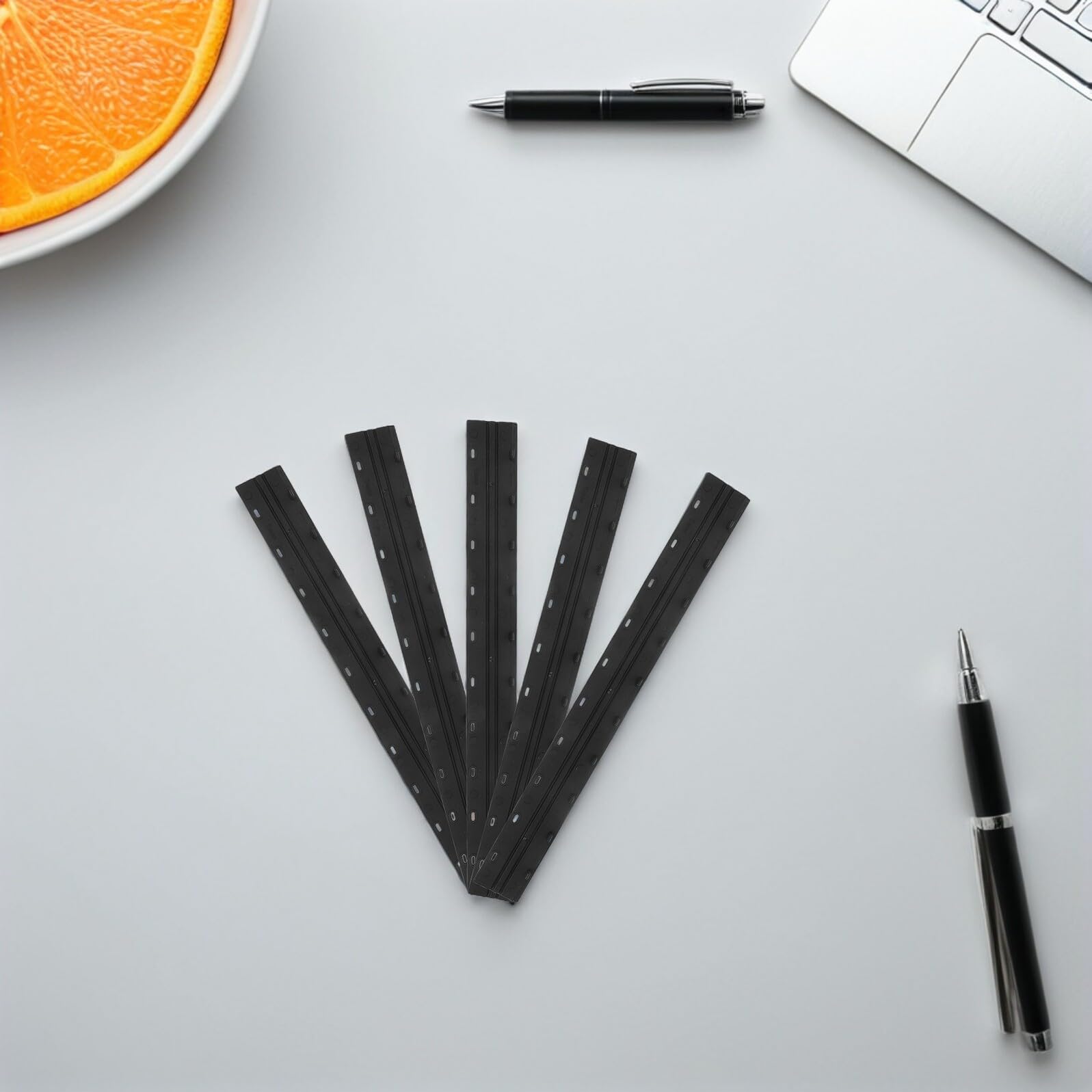Barre di Rilegatura in Plastica Nera 3Mm Set da 100 Pezzi – Fermagli per Raccoglitori e Documenti Scorrevoli – Accessori per Organizzazione Ufficio e Archiviazione File di