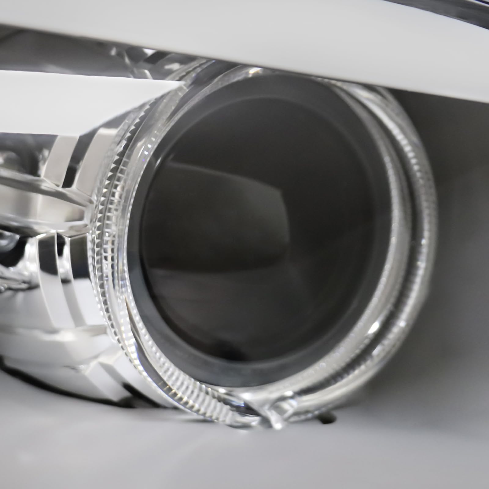 Amazon | BMW 5シリーズ F10 550i 535i 528i 2011-2013 HID ヘッド 