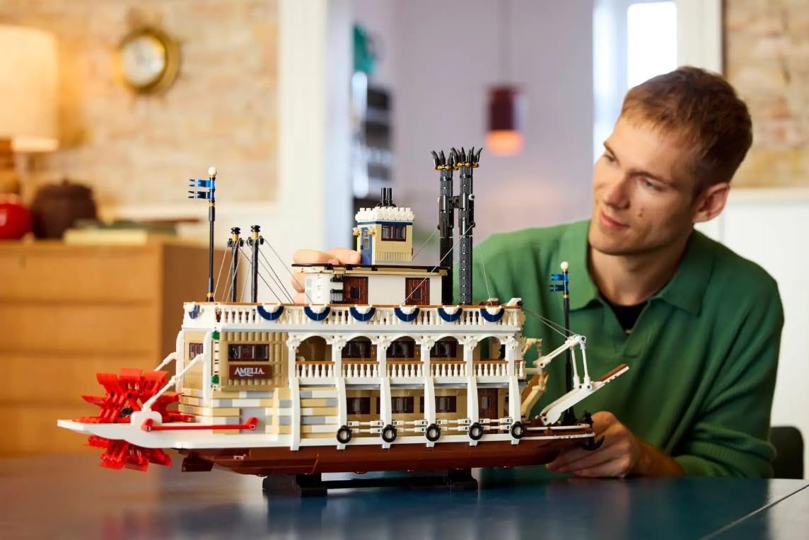 Amazon.co.jp: LEGO Ideas 21356 : おもちゃ