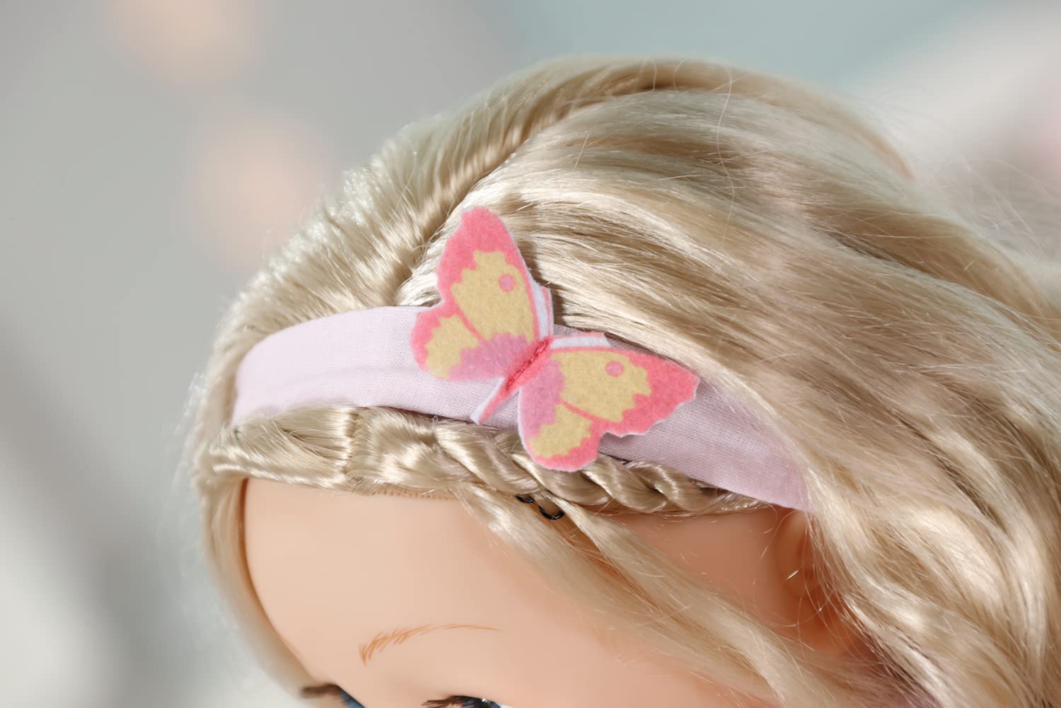 Baby Annabell Sophia – 43 cm miękka lalka z włosami do stylizacji – odpowiednia dla dzieci w wieku od 2 lat, idealna lalka dla małych dzieci i młodszych dzieci – zawiera lalkę, szczotkę do włosów i strój, 706572
