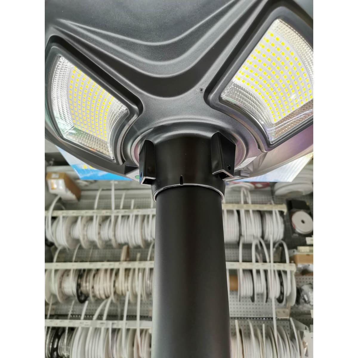 Jandei - Poste para Farola de 3 Metros en Tramos de 1 m – Acero Galvanizado Negro con Base de Anclaje, Resistente a la Intemperie, Ideal para Jardines, Calles y Parques. Tornillos Incluidos