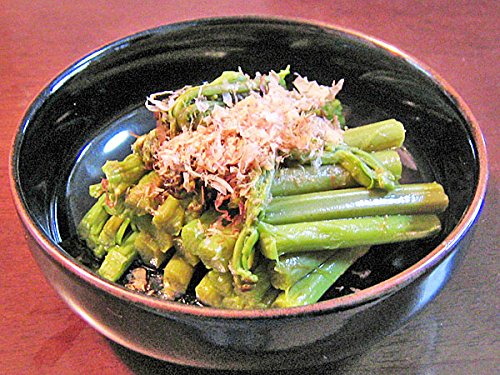 Amazon.co.jp: 北海道産 山ワラビ(天然・生わらび）1kg 出荷時期：5～6