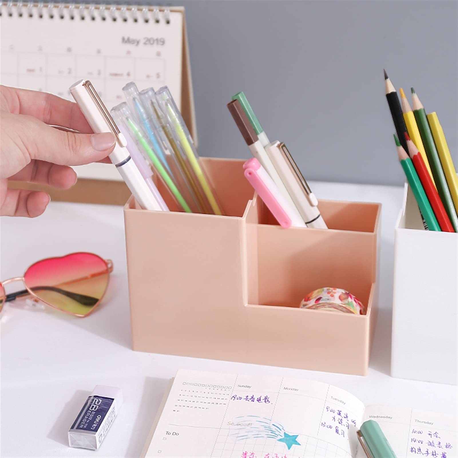 Organizzatore da scrivania, Contenitore portapenne da scrivania Multifunzione a 4 Griglie, Organizer da scrivania, portapenne Quadrato, portapenne in plastica, 1 portapenne(Pink)