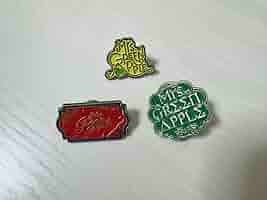 R】【お取り置き】Mrs.GREEN APPLE ピンバッジ5個セット Amazon | Mrs