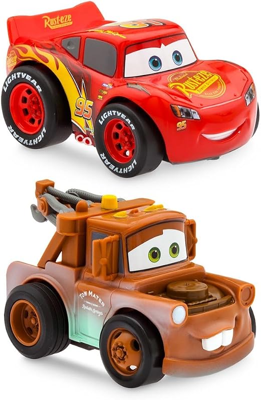 Juego de vehículos acrobáticos con retroceso oficial de Rayo McQueen y Tow Mater de Disney Store - Juguetes para tirar hacia atrás, 4 trucos - Supervelocidad, caballito, giro a la derecha/izquierda - Divertido juego de autos acrobáticos para niños
