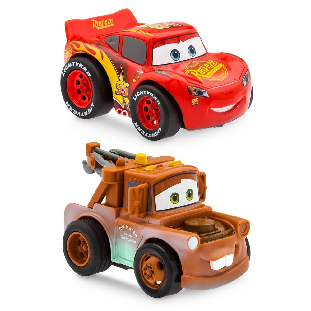 Amazon.com: Disney Store Official Lightning McQueen and Tow Mater