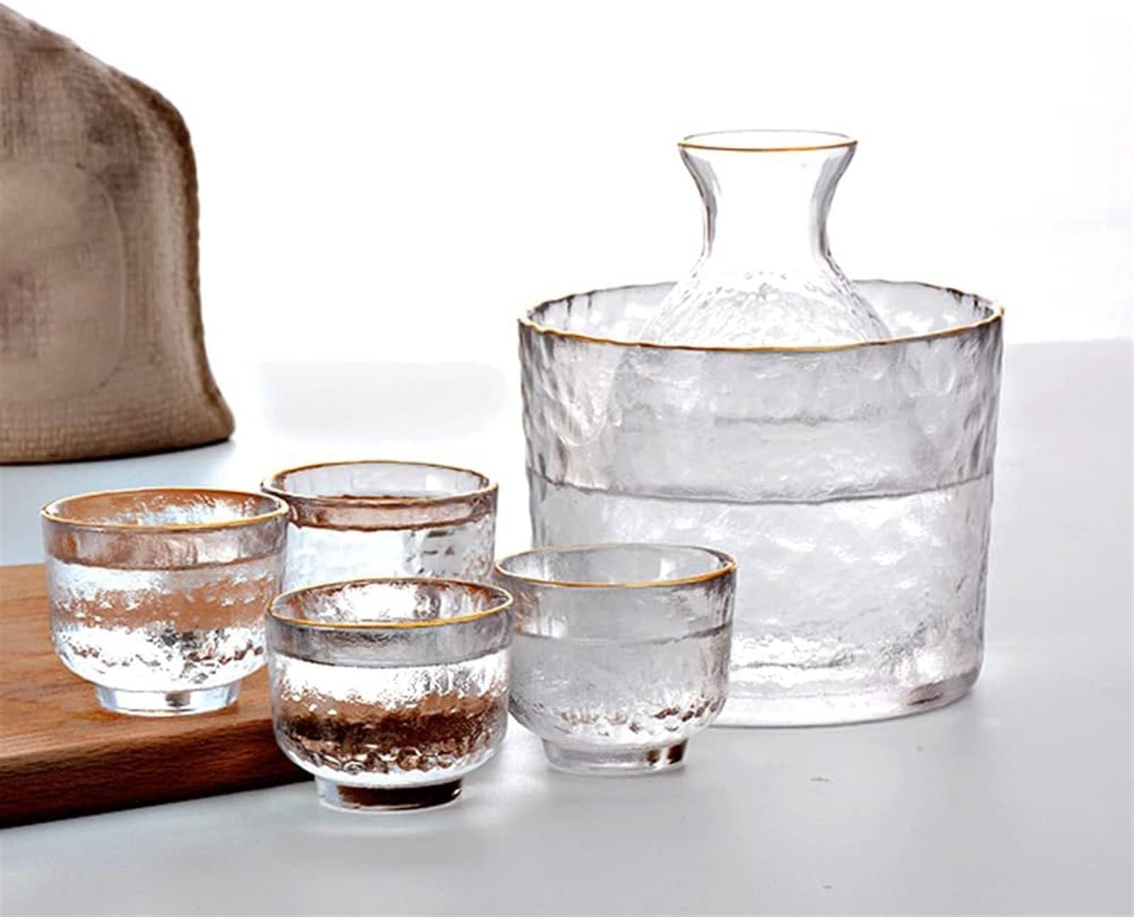 Sake Pot Set, Japanese Cold Sake Glasses, Clear Unique Trendy Floating Design, 1 Sake Carafe Bottle 1 Sake Tank and 4 Saki Cups for Cold/Hot Sake, Birthday Housewarming