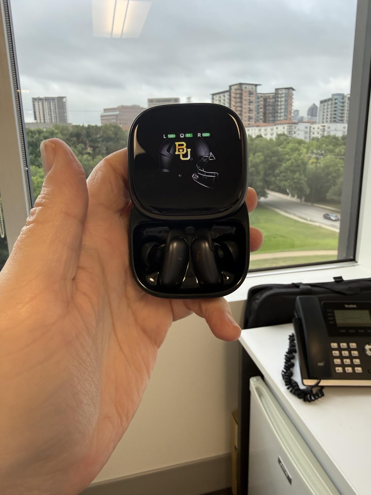 Soundcore Liberty 5 Pro Max earbuds detail