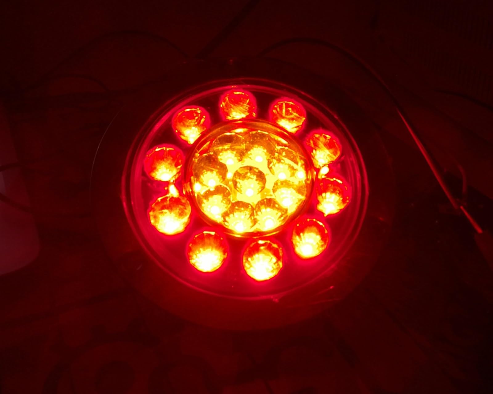 Intermitentes Dinámicos Led Espejo Luces Coche Remolque 1 Par 10-30v 19 LED Rojo Ámbar 12v 24v Traseras Redondas Para Camión Luz Freno Señal De Giro Parada Lámpara Lateral(24v)