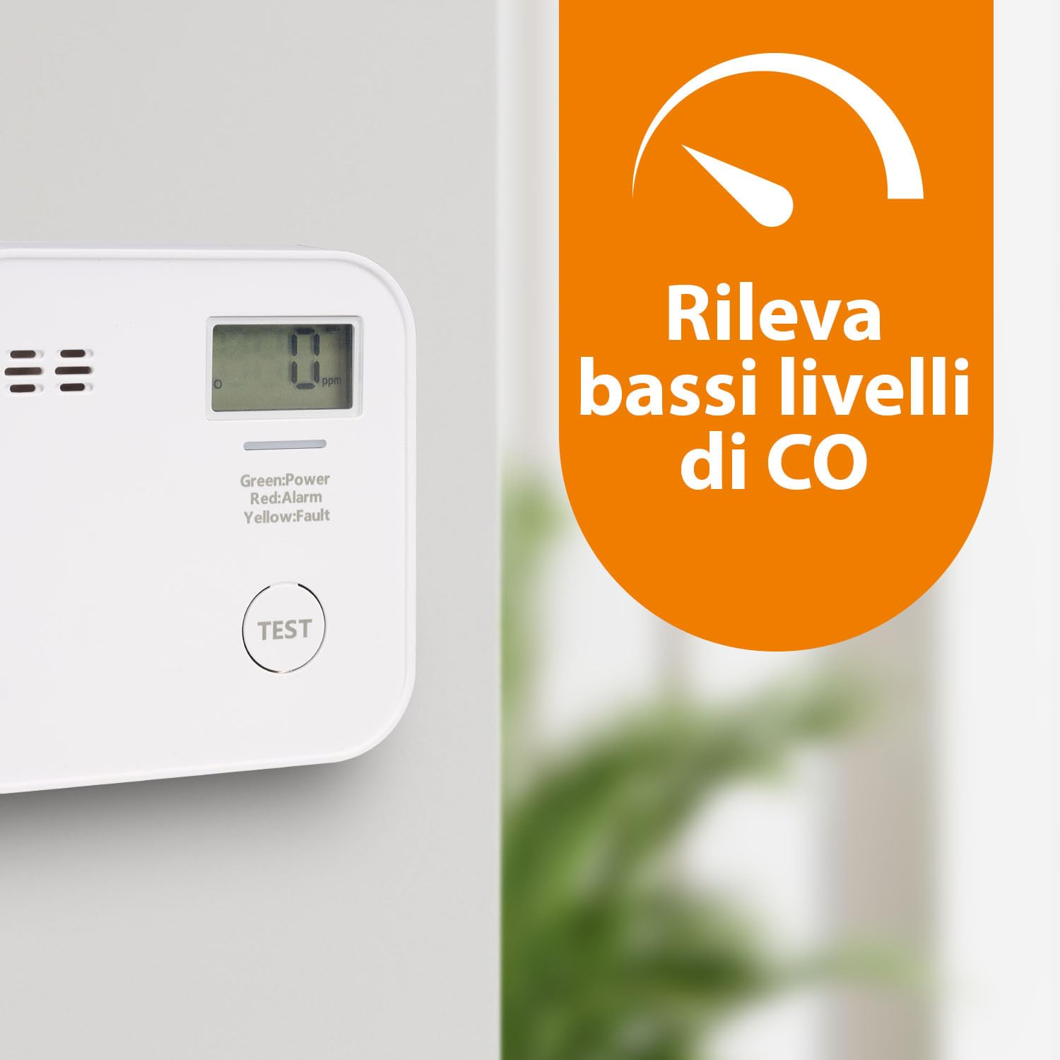 Close-up of the Smartwares FGA-13091 CO detector display showing '0 ppm' and indicating detection of low CO levels.