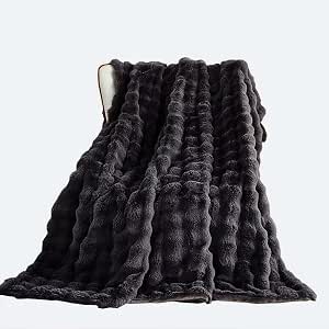Amazon.com: Lotus Karen Faux Fur Throw Blanket Black - 800 GSM Bubble ...