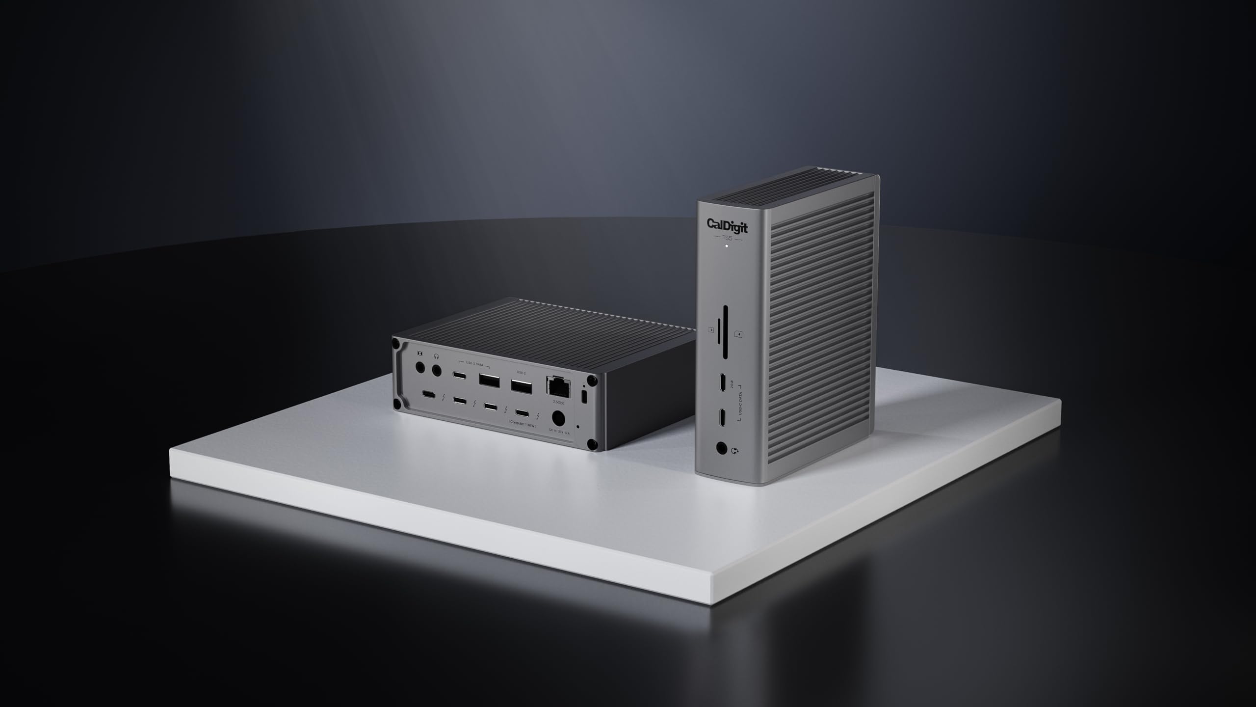 CalDigit TS5 Dock Thunderbolt 5 – 15 Porte, 140W, 2.5GbE, 3 Display, USB4, PCIe 64Gb/s – Dock Professionale per Mac e PC con Connettività Avanzata e Prestazioni Estreme
