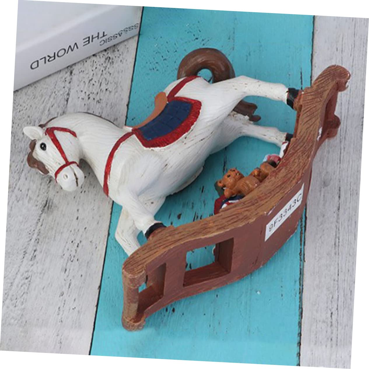 Resin Schaukelpferd Weihnachtsschmuck Tischdeko für Weihnachten Lustiges Hobbyhorse Ornament für Wohnzimmer und Schlafzimmer Weihnachtsdekoration für Zuhause