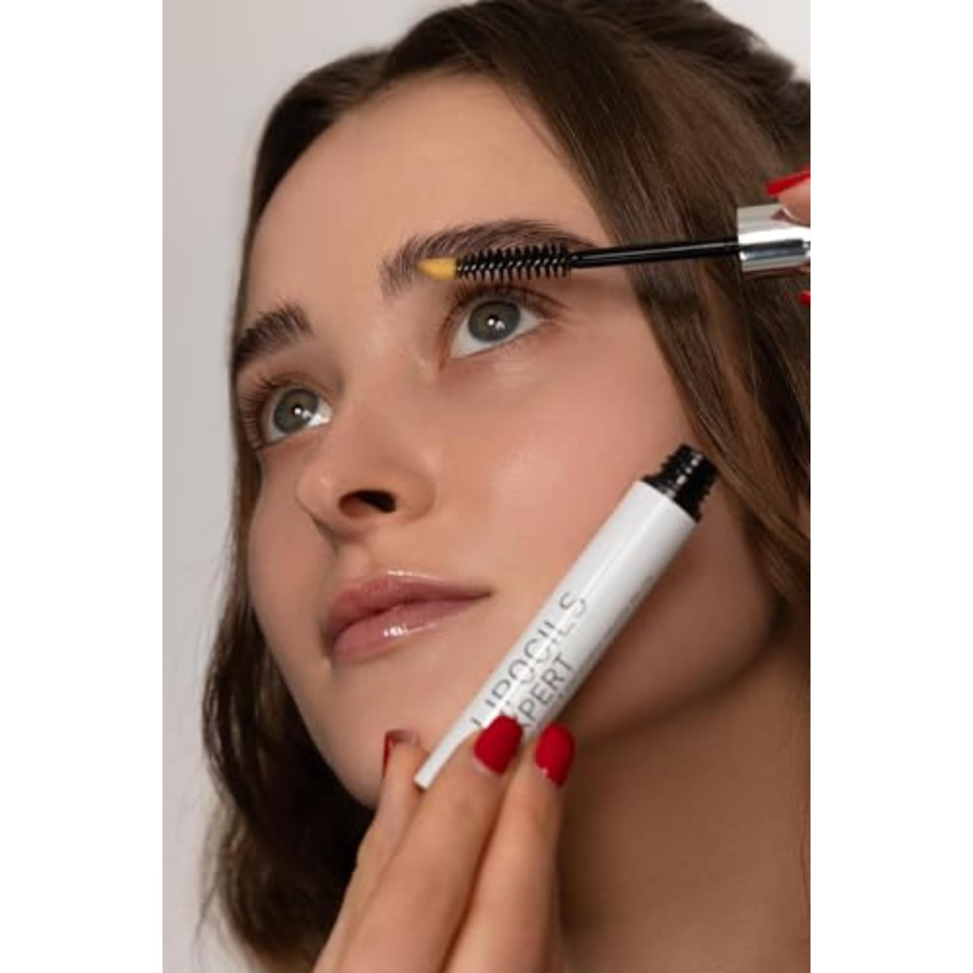 TALIKA - Lipocils Expert - Sérum Pousse des Cils, Courbure & Pigmentation - Complexe Végétal Mythique, Peptide Expert Anti-Âge - 96% d'Ingrédients d'Origine naturelle - Cure 1 Mois, 3,8 ml