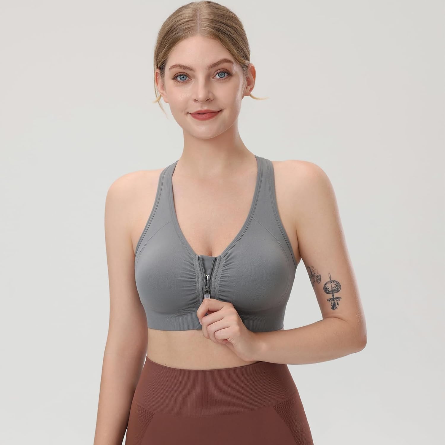 Evercute Women's Zip Front Sports Bras Wireless Padded Racerback Medium Support Post-Surgery Bra Yoga Exercise Athletic Bras - Image 2