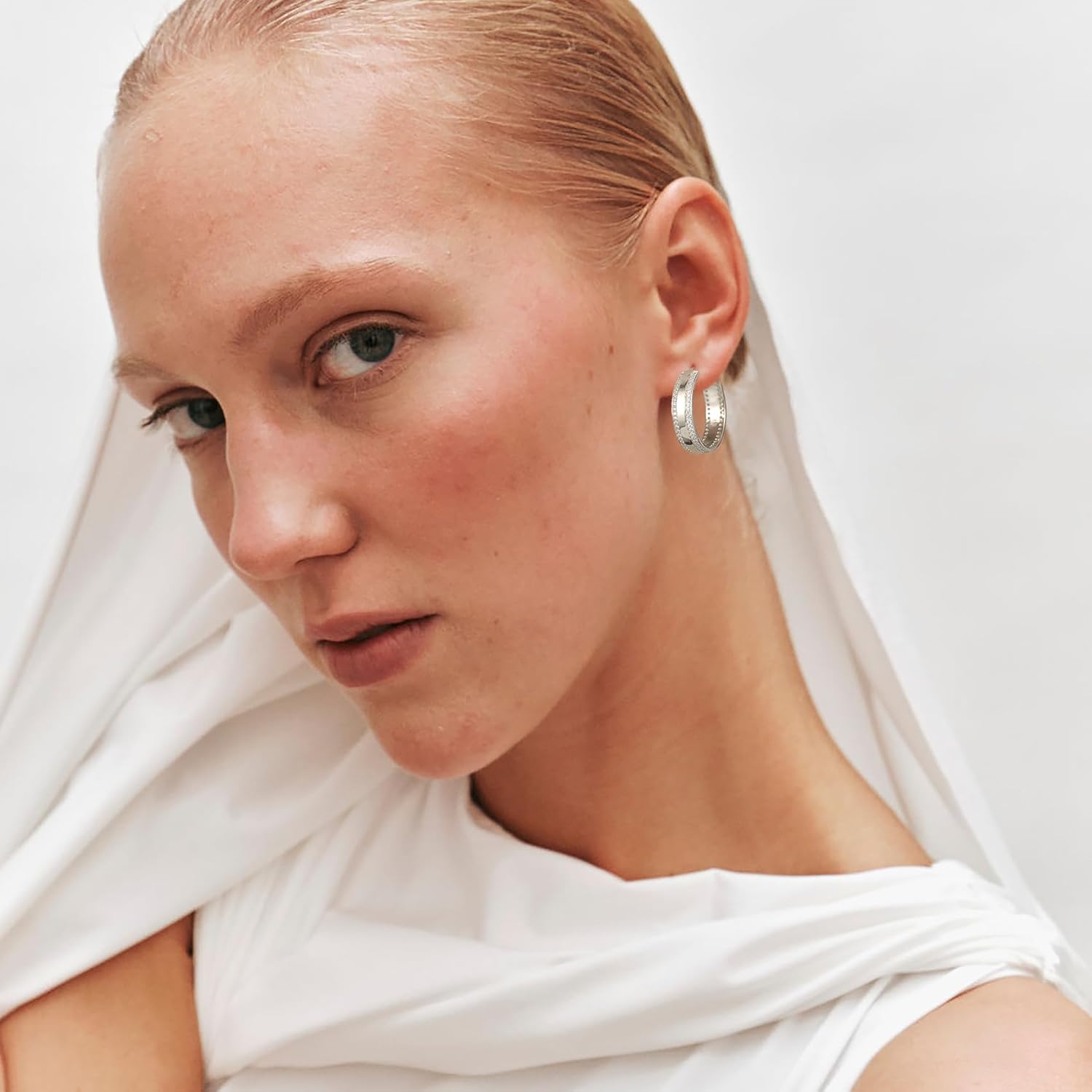 YOUNGYUE Sparkly 925 Sterling Silver Hoop Earrings Non Tarnish Large Rhinestone Hoop Earrings Hypoallergenic Cubic Zirconia Large Silver Chunky Hoop Earrings for Women with Crystal 25/30mm - Image 3