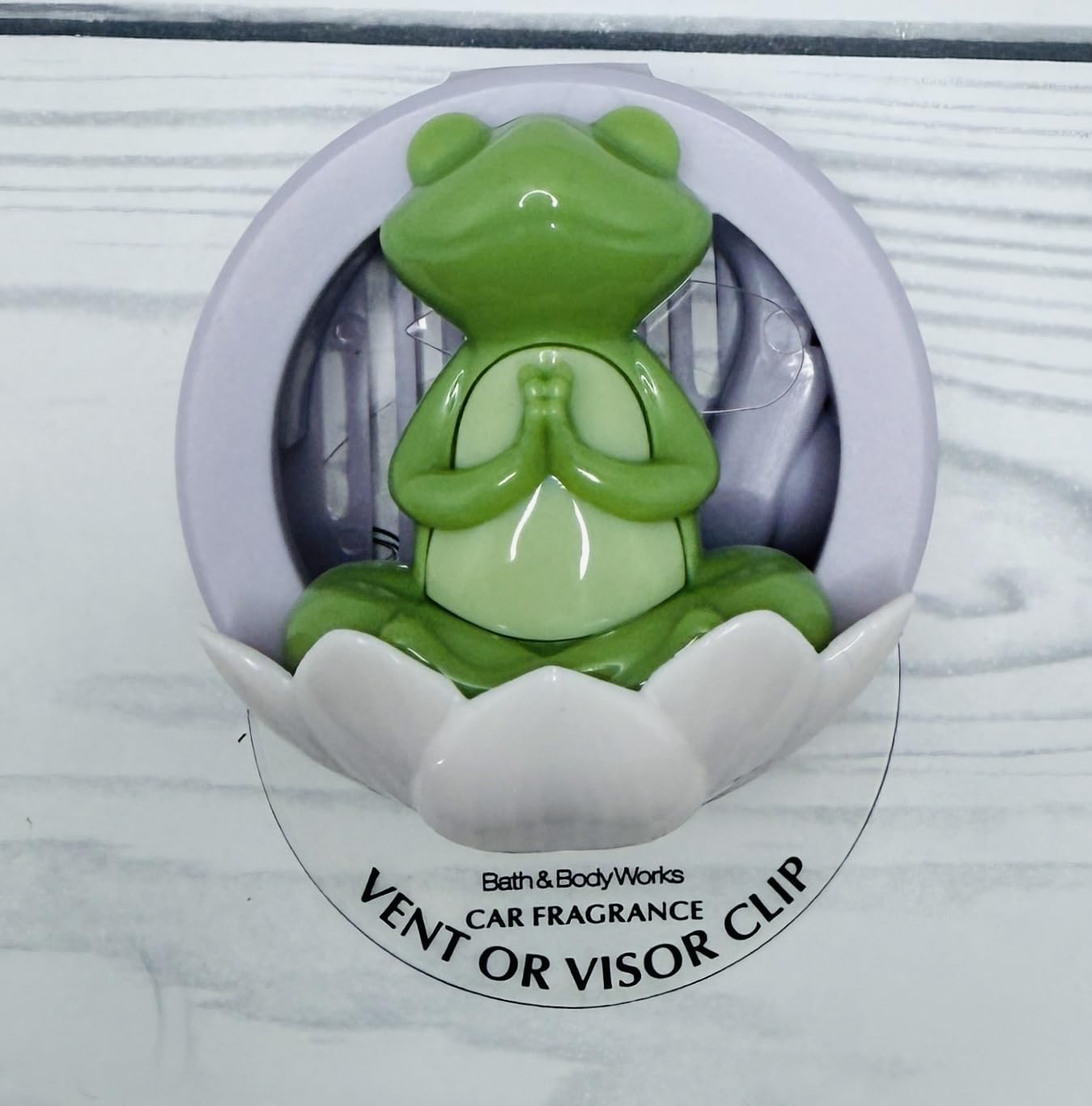 Amazon.com: Bath Body Works Scentportable Visor/Vent Clip Yoga