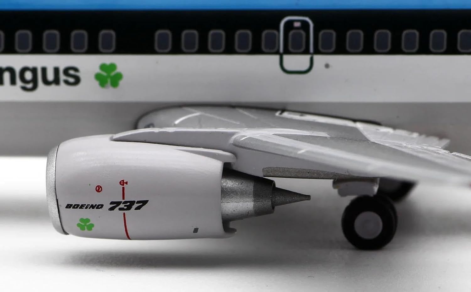 XX2396 ウィングス 1:200 エアリンガス航空ボーイング B737-500 ダイキャスト航空機ジェットモデル 【オコナー】 EI-