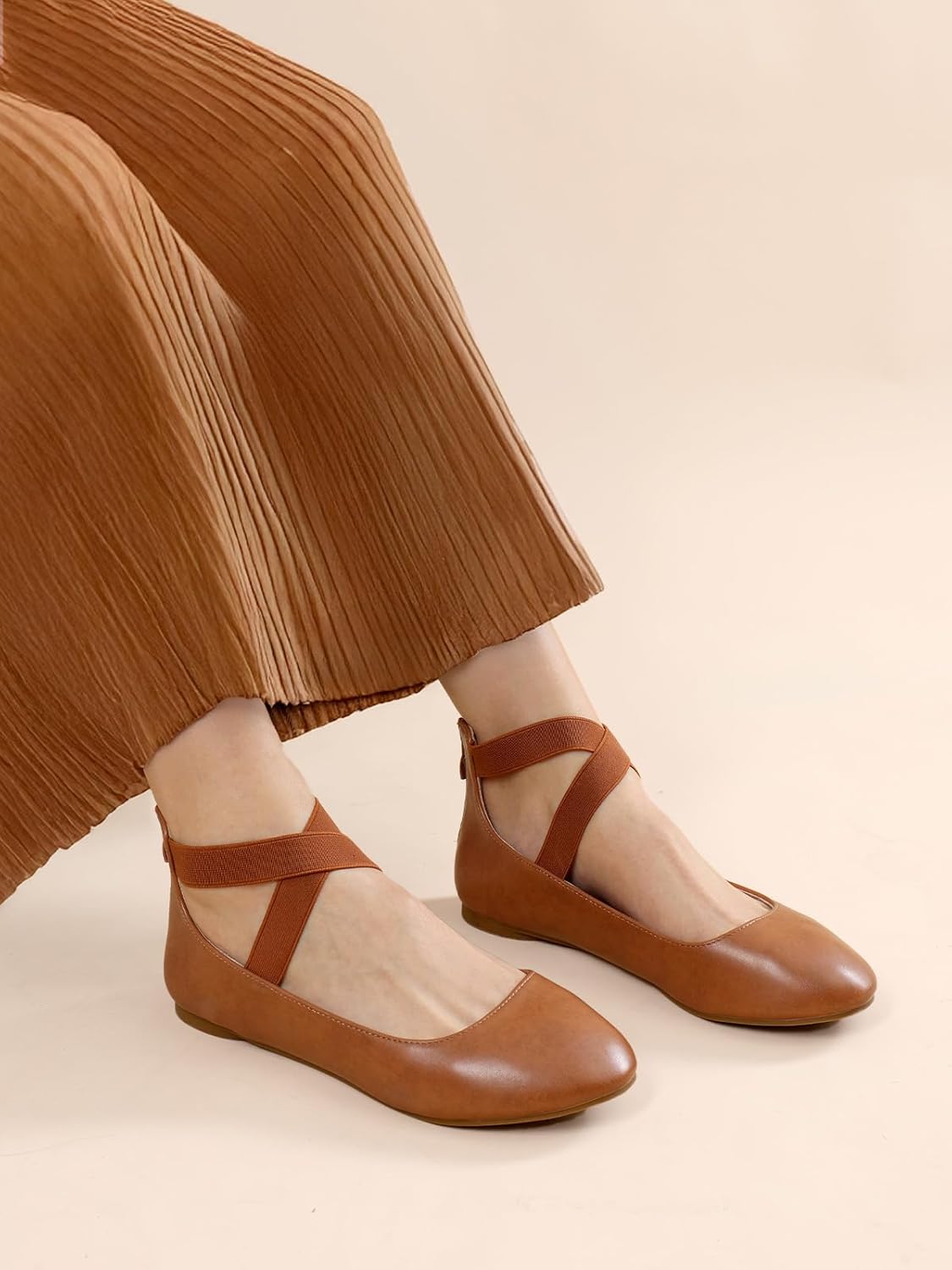 DREAM PAIRS Women's Comfortable Fashion Elastic Ankle Straps Flats Shoes - Image 2