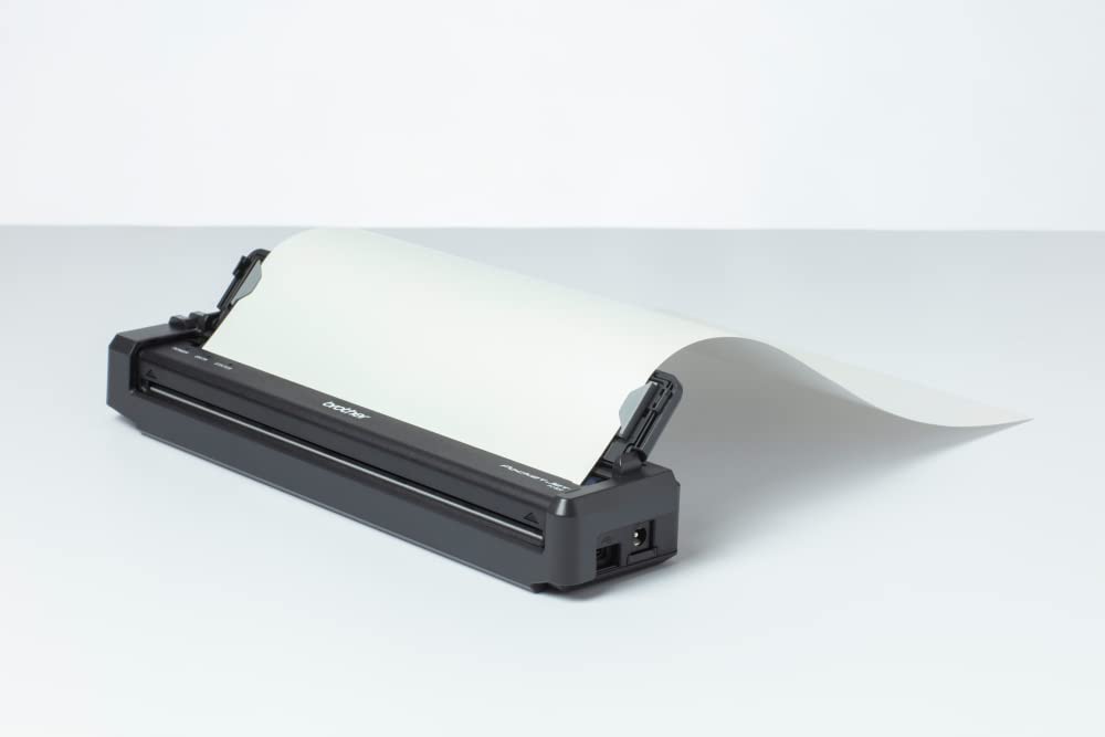 Brother PJ822 Stampante Portatile Termica Diretta Formato A4, 203 dpi, Interfaccia USB, Velocità Fino a 13.5 ppm, Incluso Cavo USB-C, Documentazione e Foglio Pulizia Testina
