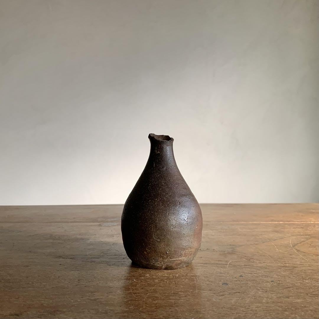 喜名 知花焼 焼締褐釉瓶 徳利 酒器 古美術 琉球美術 古道具 アンティーク 喜名 知花焼 焼締褐釉瓶 徳利 酒器 古美術 琉球美術 古道具