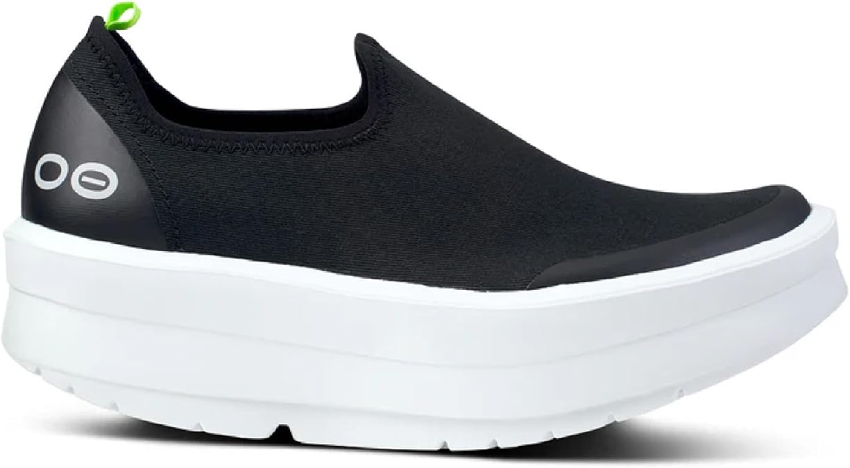 OOFOS OOmega eeZee Low Recovery Shoe - Womens