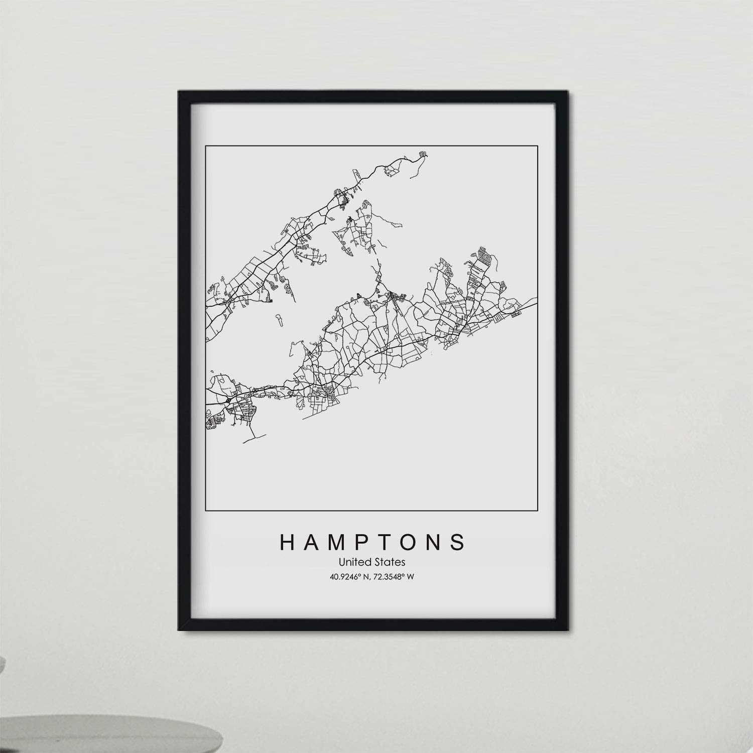 Nacnic Poster with map of Hamptons. US film with images of maps and roads of major US cities. A3 size