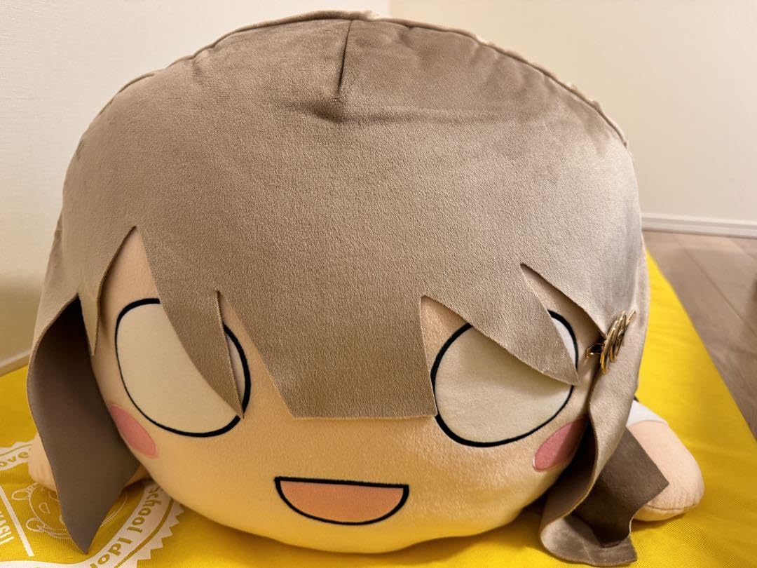 Amazon.co.jp: 虹ヶ咲 中須かすみ テラジャンボ寝そべりぬいぐる 
