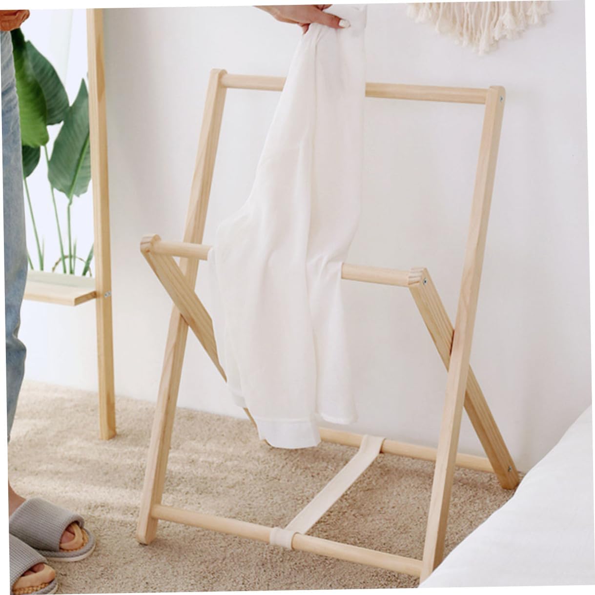 Modern Solid Wood Clothes Rack Coat Hanging Stand Practical Garment Storage Rack for Bedroom Entryway with Multi-function Hanging Bars