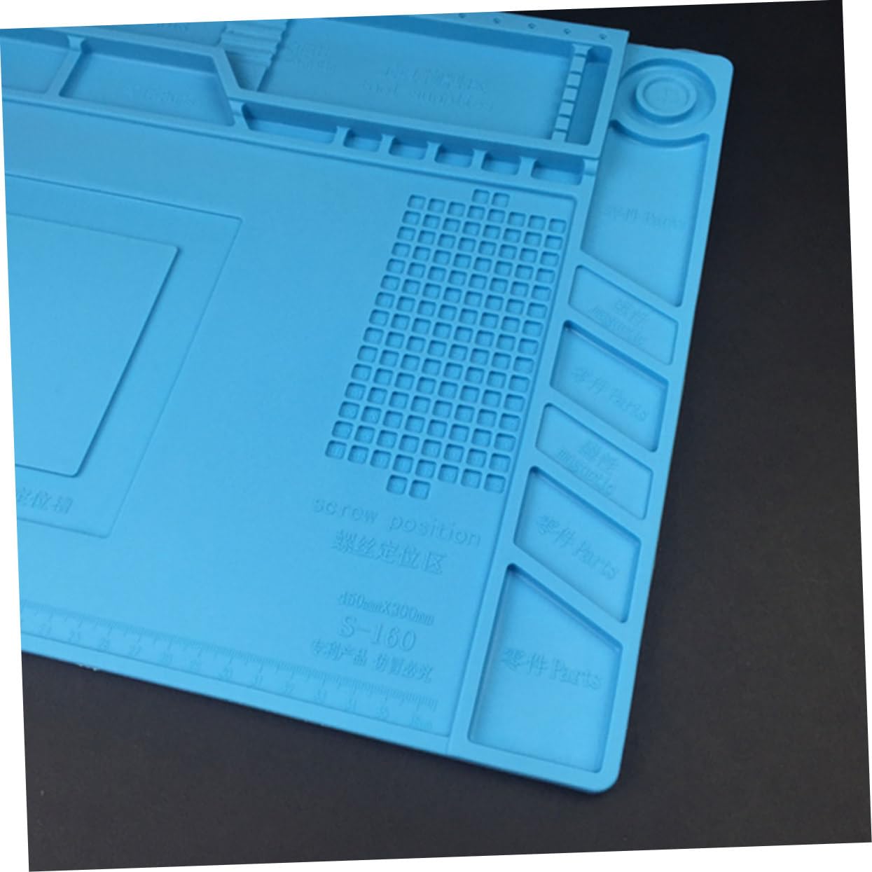 Blaue Hitzebeständige Silikon Arbeitsmatte mit Magnet, für Kleinteile | Tragbare Reparaturstation, Fächer für Schrauben und Metallteile, für Handy und CPU Arbeiten