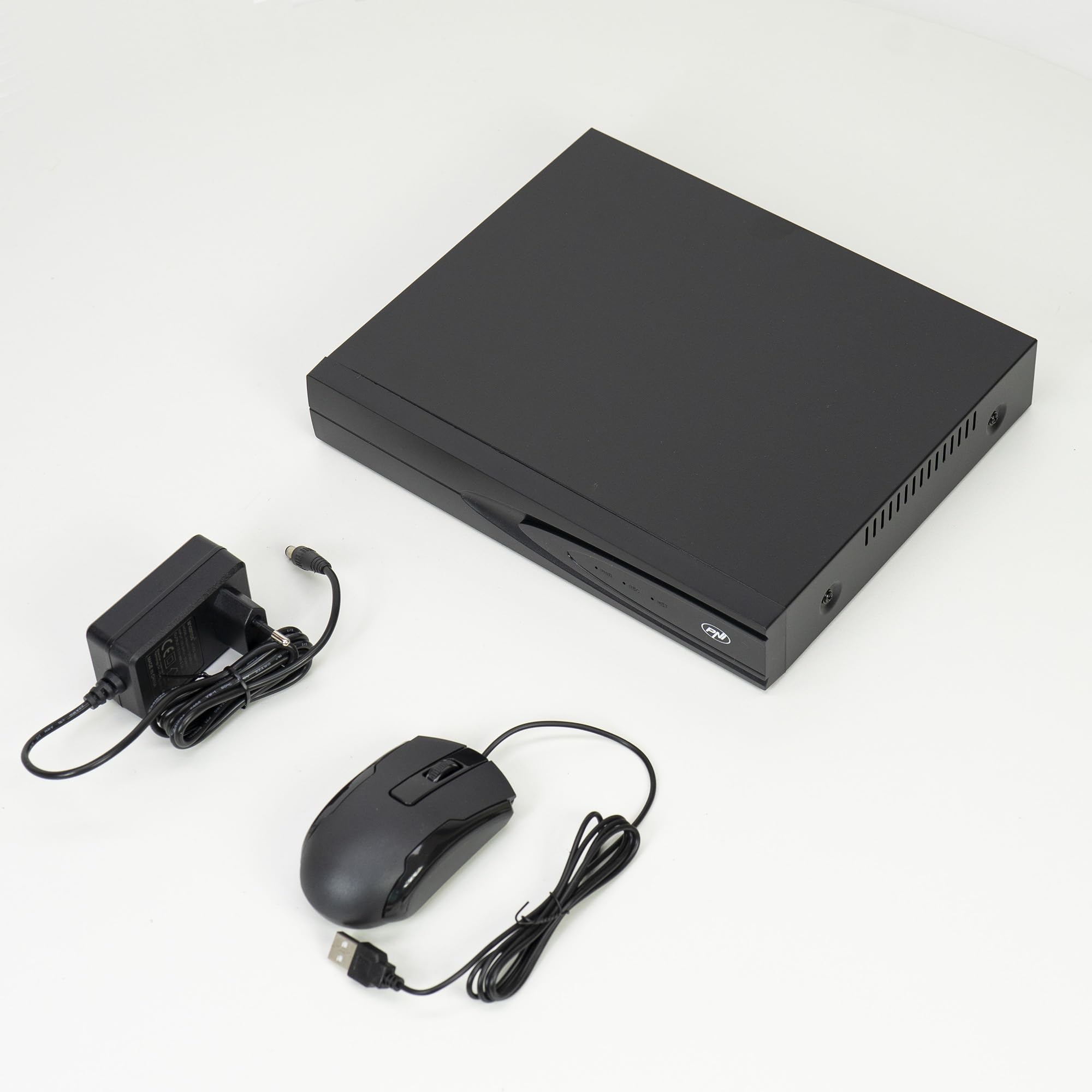 NVR PNI House IP816 con 16 Canali IP 5MP o 10 Canali 8MP 4K