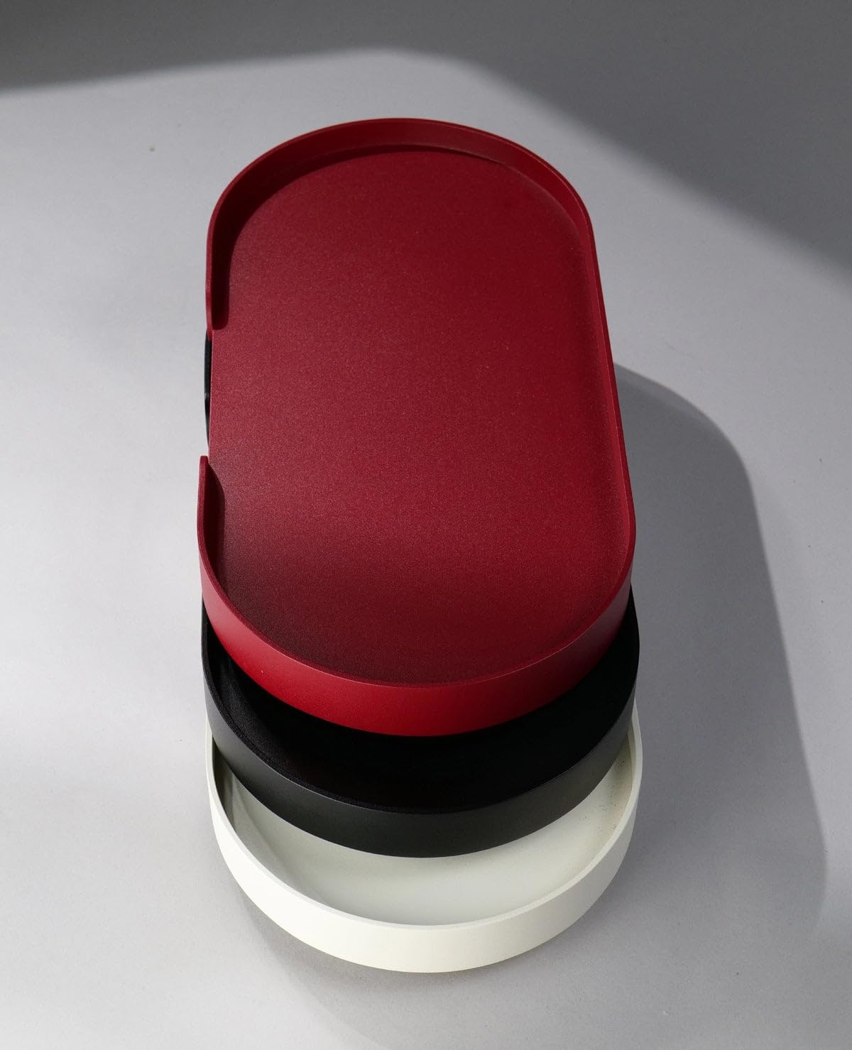 Butler Tablett aus Aluminium, mit hochwertiger Pulverbeschichtung, Innovatives Design aus Deutschland făr Indoor/Outdoor geeignet, Made in EU by Siqual-Design (Rot)
