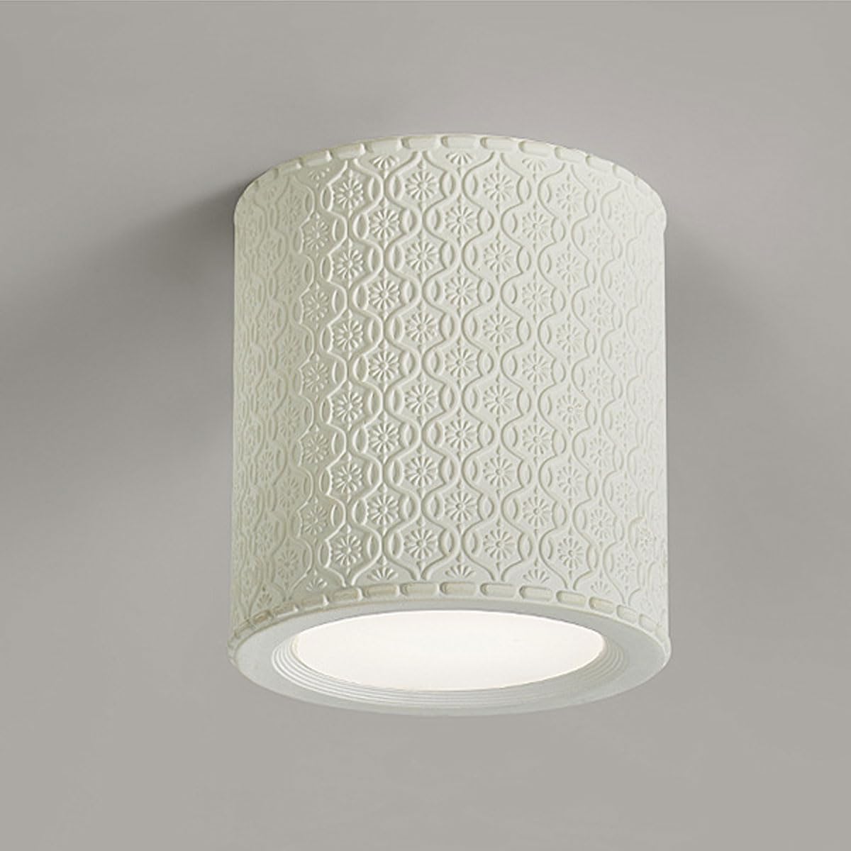 LANTANB French Round White Ceiling Lamp Resin Lampshade Flat Lighting Corridor Background Wall Ceiling Lights Suitable for Entrance Hall Cloakroom