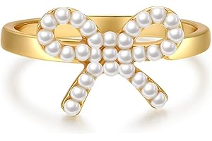 Elegant Gold Bow Ring: A Playful Symbol of Grace and Style