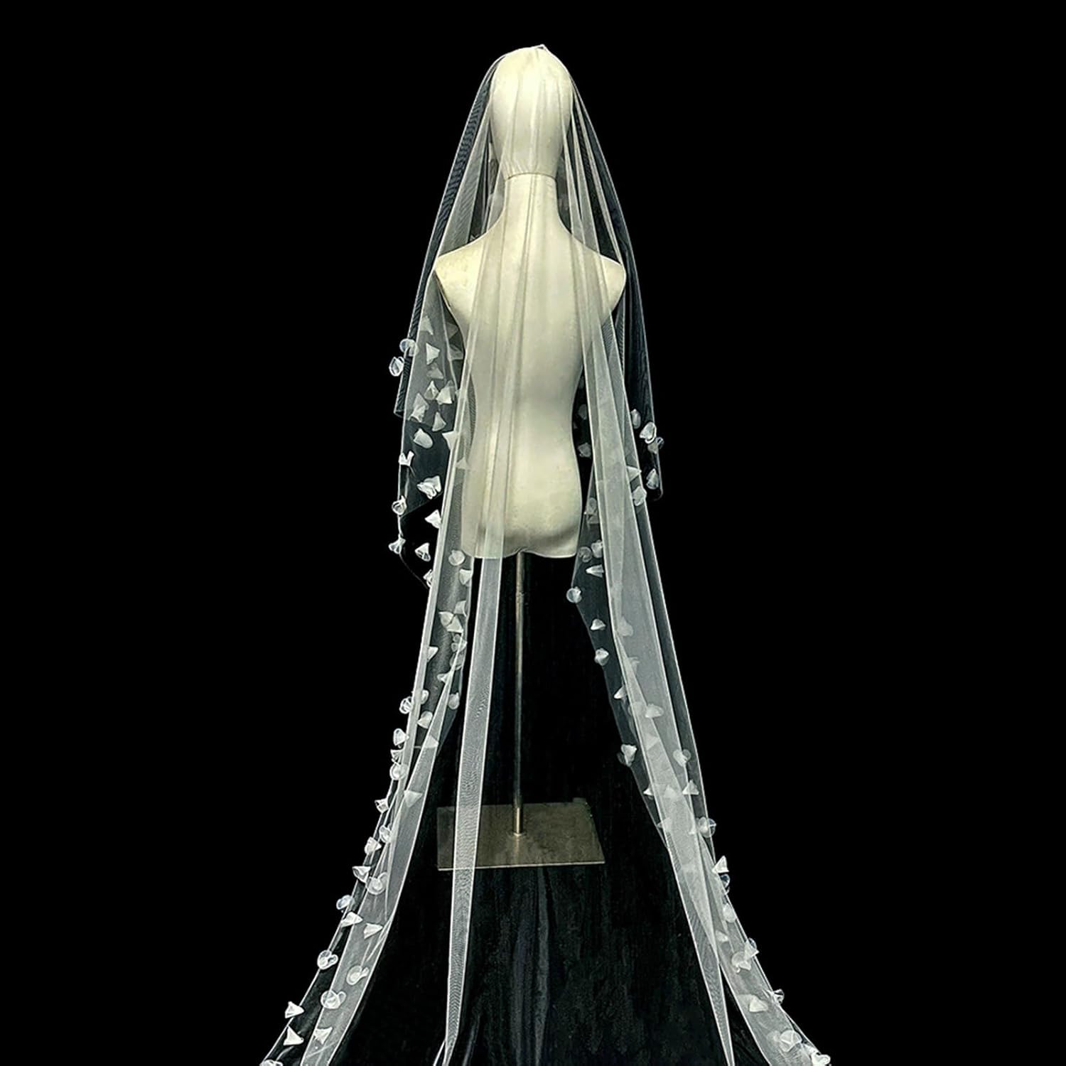 Elegant Wedding Veil Long Lace Veil Cathedral Styles Veil Flower Pattern Veil for Bridal Elegances