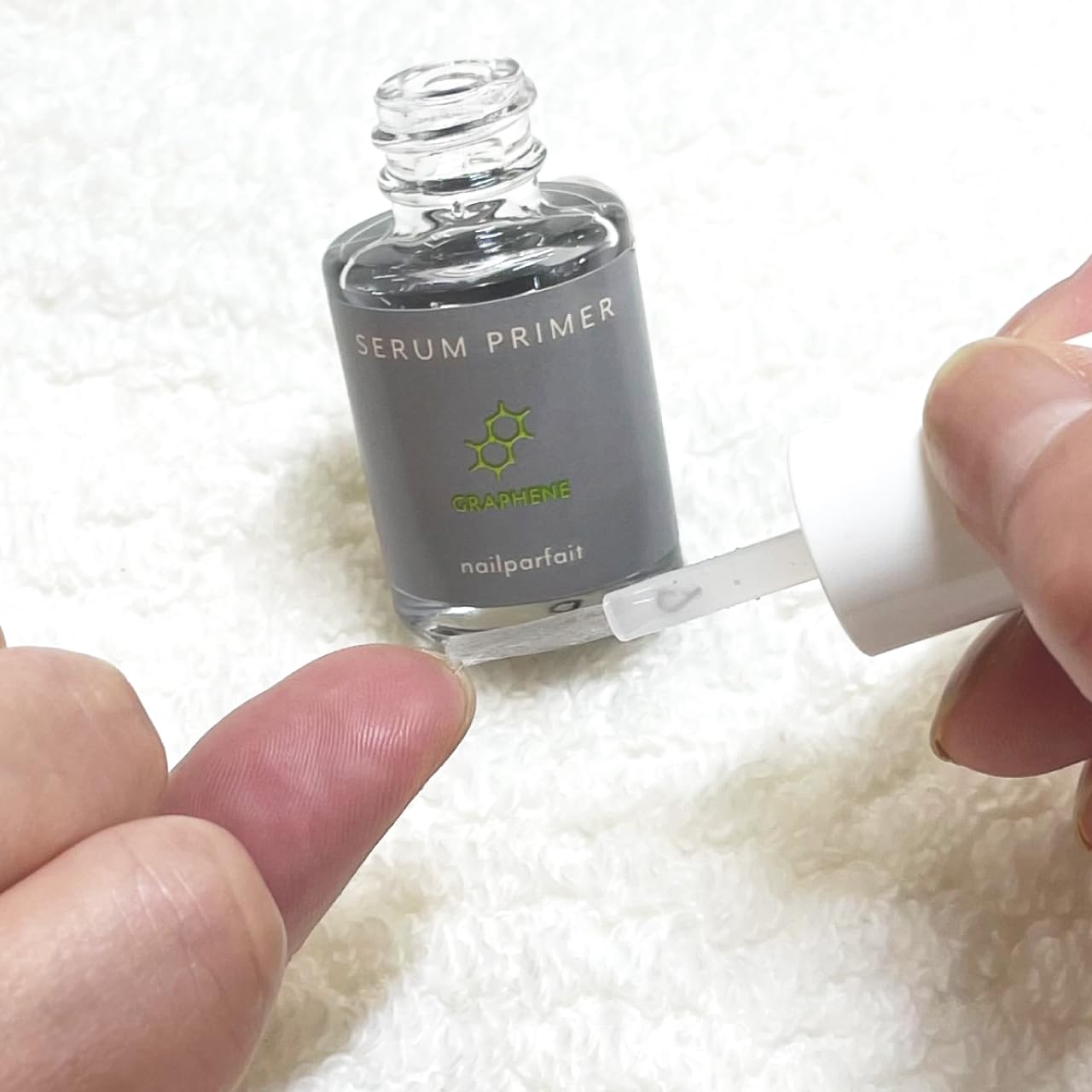ネイルパフェ　nailparfait ベース　トップ　セラム　クレンザー Amazon.co.jp: 【公式】ネイルパフェ セラムプライマー 7mL : ビューティー
