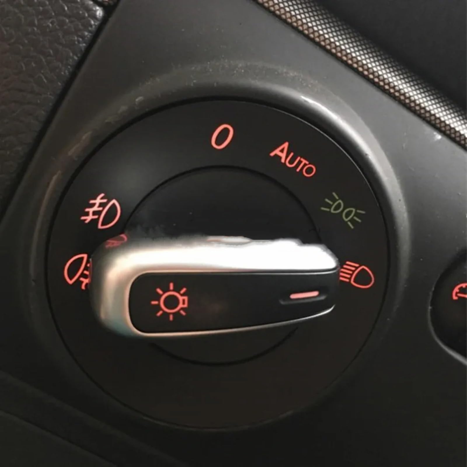 Kompatibel Mit Caddy 2004 2005 2006 2007 2008 2009 2010 2011 Auto-Scheinwerfer-Steuerschalter Integrierte Schalter Teile OEM: 5ND941431B 3C8941431A Auto-Hauptlichtschalter