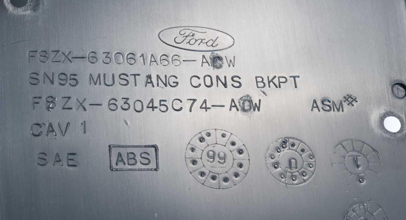 1998-2000 Mustang Center Console Armrest Latch Trim Panel