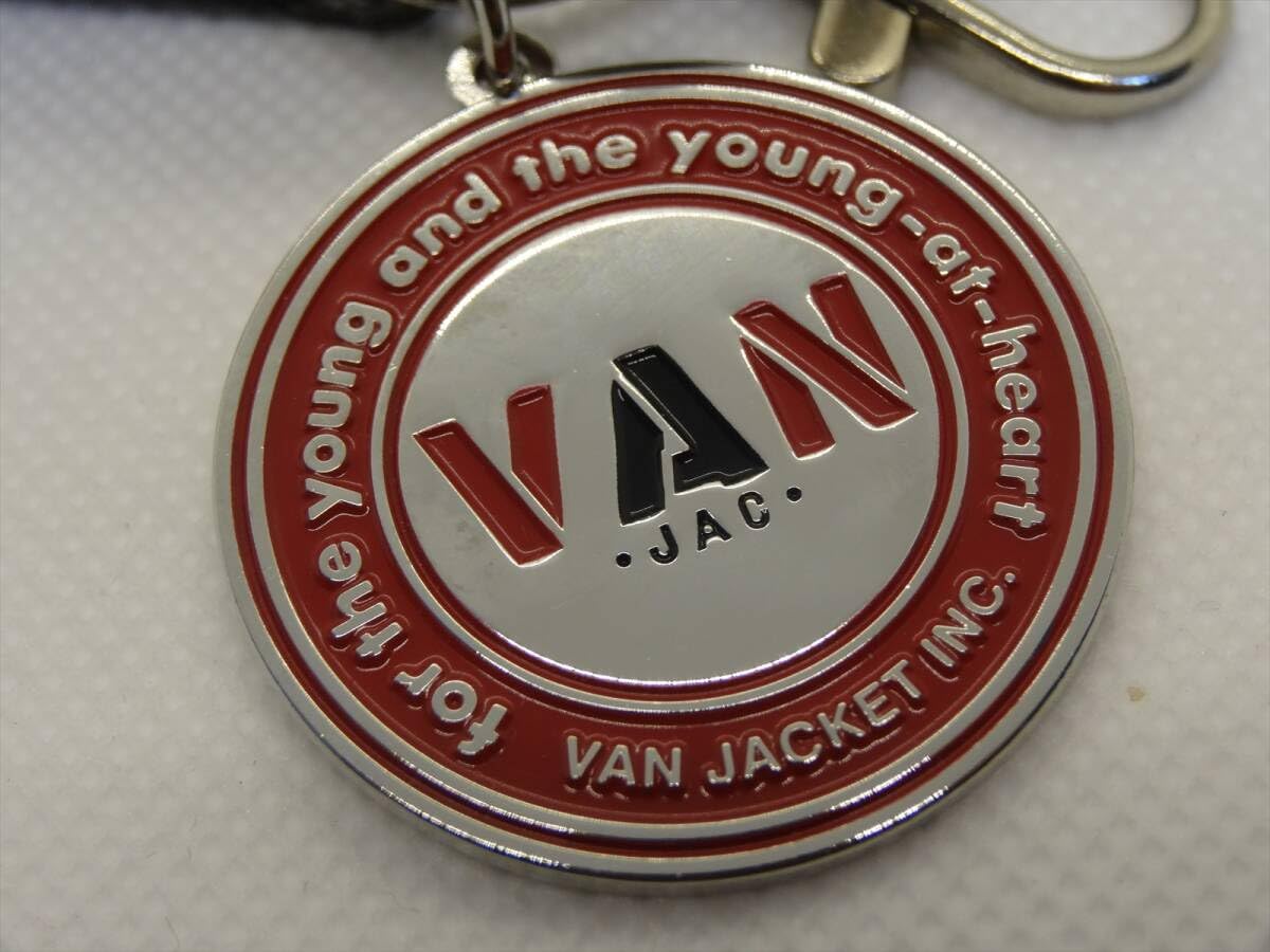 Amazon.co.jp: VAN JAC ヴァンヂャケット 永遠の丸VANチャームRED/持ち