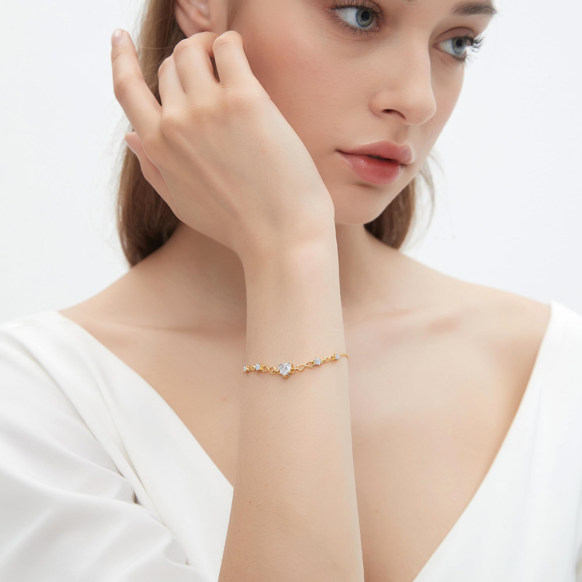 G&GEMSJEW Infinity Heart Armband Damen 925 Sterling Silber Herz Geburtsstein Armbänder verstellbar, Valentinstag Geburtstag Schmuck Geschenke für Frauen Frau Mama Freundin