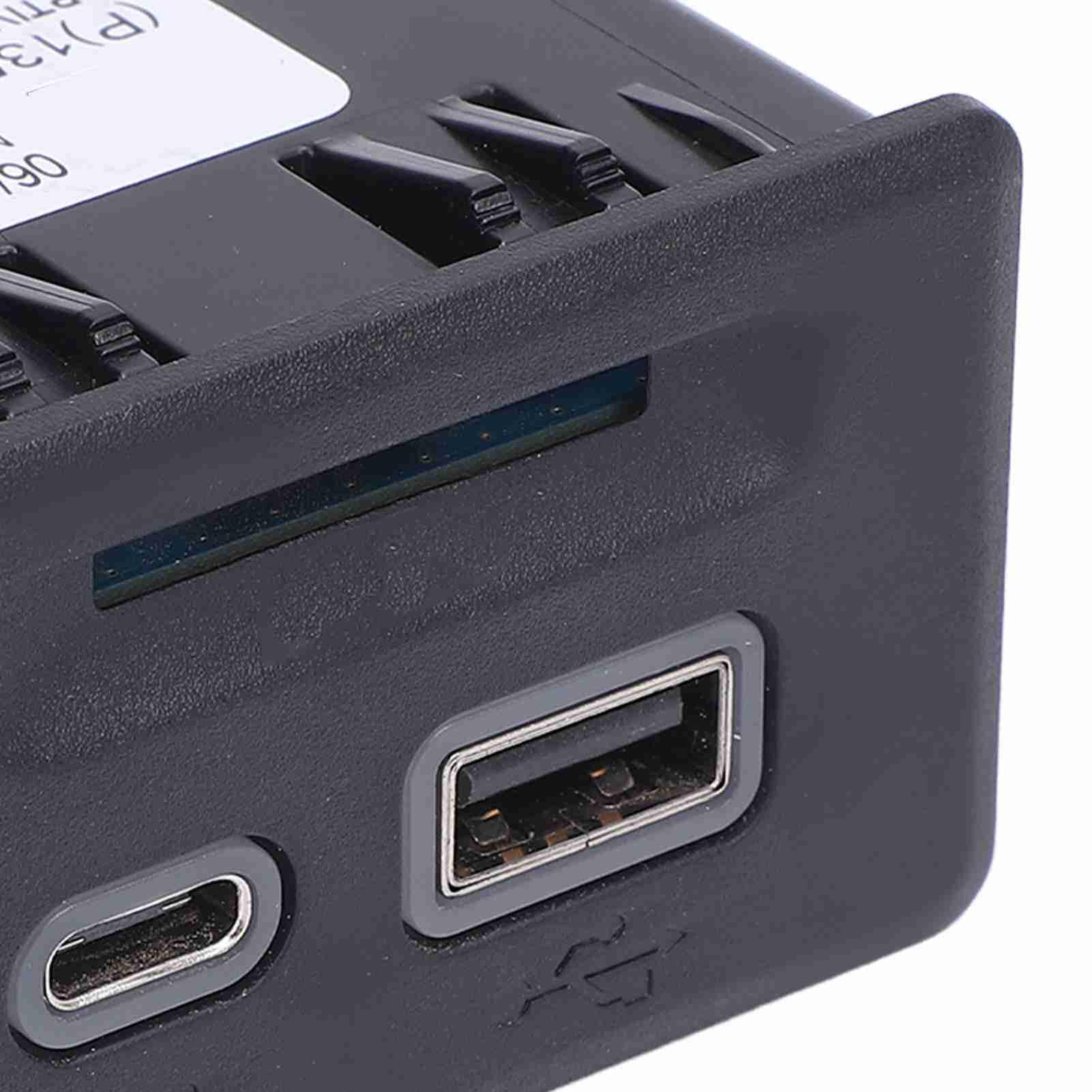 Conector USB de Consola Adaptador de Conector Auxiliar Diseño Duradero Plug and Play para CT6 XT4 XT6 XTS para una Fácil Conexión de Dispositivos