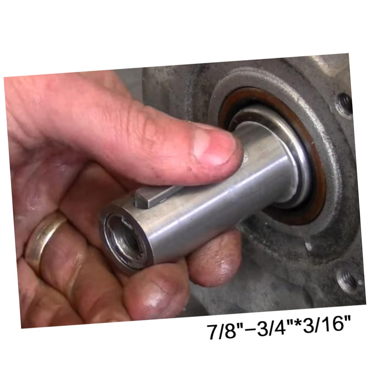 MUCKLILY Pulley Bore Reducer Sleeve Bushing Sheave Key 3/4 to 7/8 Shaft Adapter for Automotive