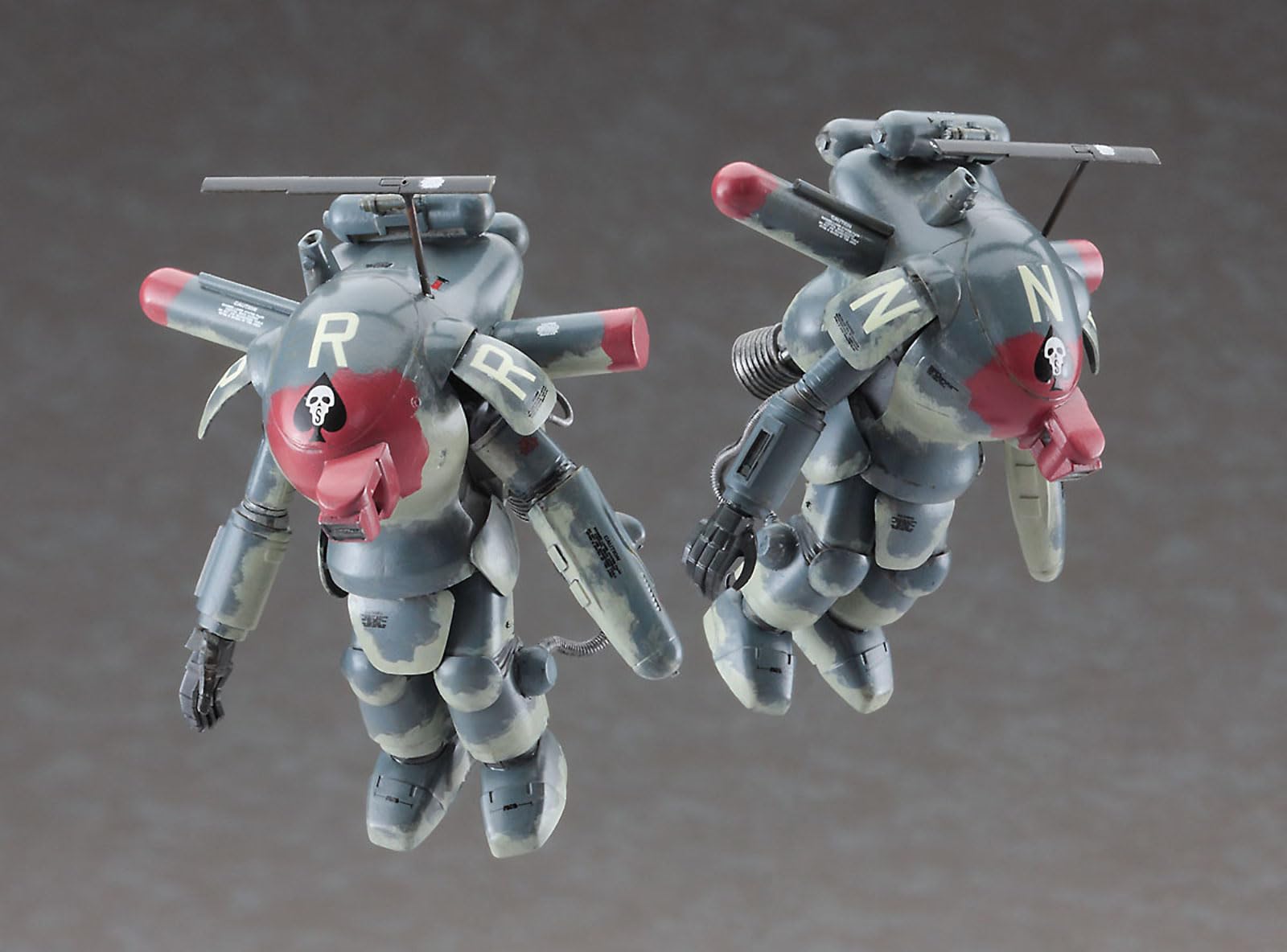 Amazon.com: Hasegawa 1/35 Fireball SG “Intruder” Set of 2 “Ma.K