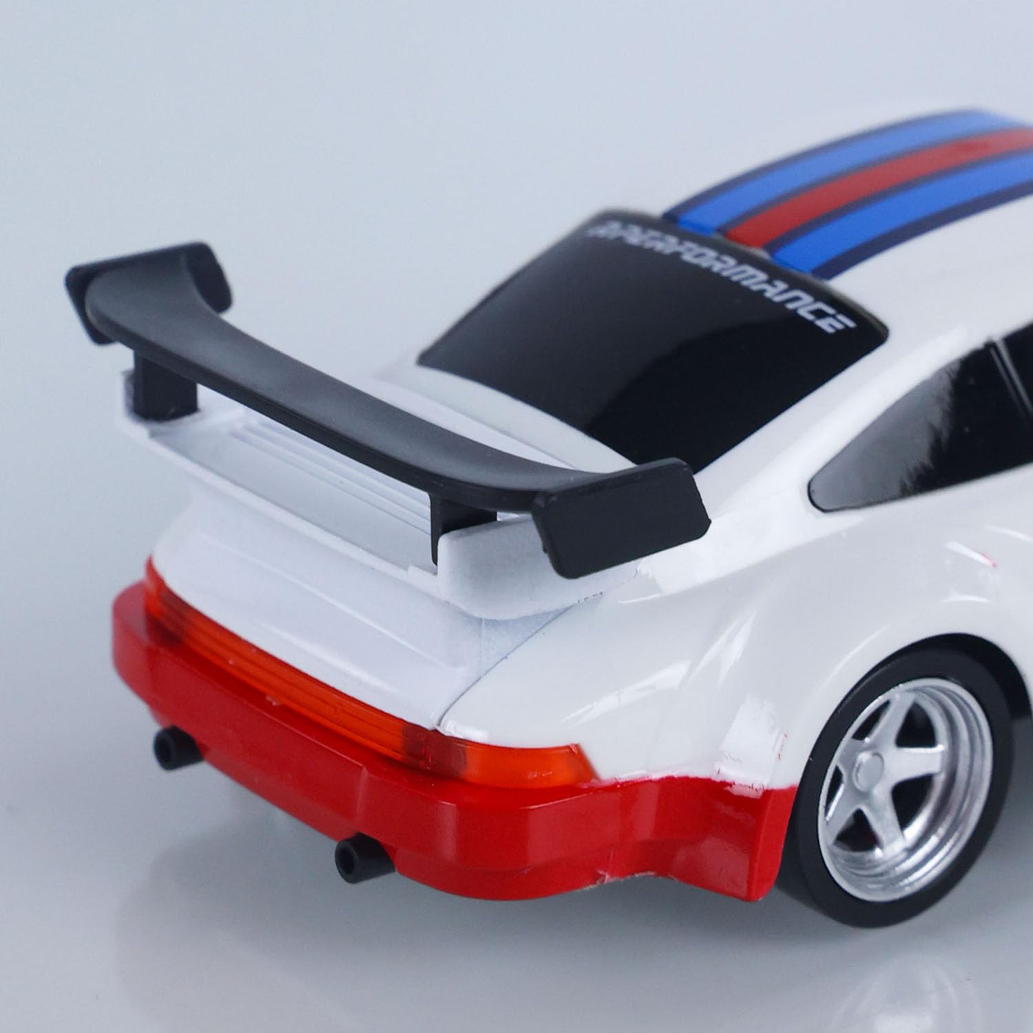 TOUCAN RC HOBBY 1/43 Veicoli Da Corsa Ad Alta Velocità 2.4G Mini RC Drift Car 4WD Pronto ad Andare Mini Auto Giocattolo Modello Radio Luci Batteria