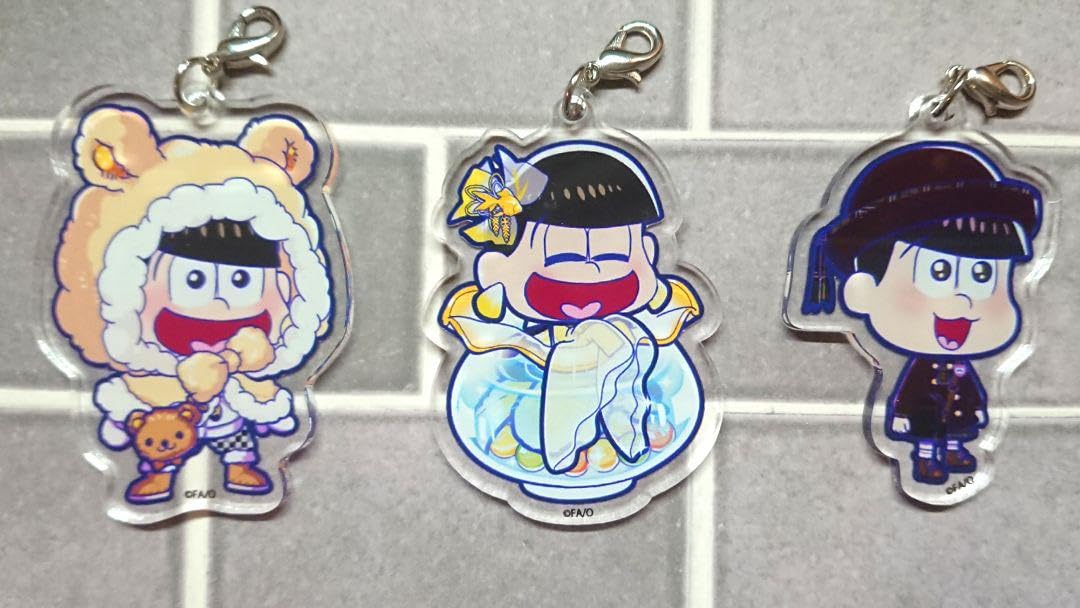 ③　おそ松さん　たび松　アクリルチャーム　おそ松　カラ松 Amazon.co.jp: おそ松さん たび松 ニートスゴロクぶらり旅 アクリル