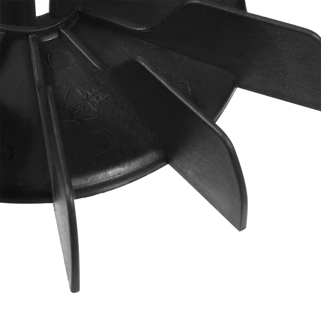 sourcing map Lame de ventilateur de moteur 142 mm x 18 mm Alésage rond en plastique noir avec 12 ailettes