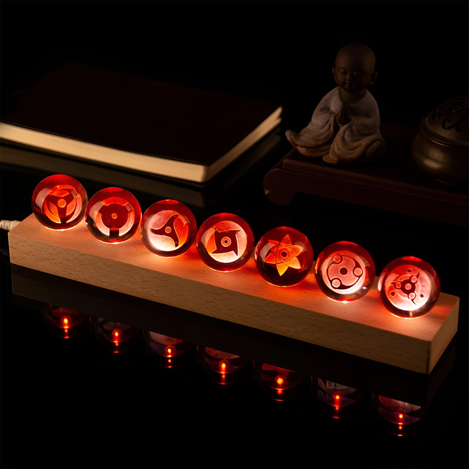 7 Stück Naruto Balls, 3D Sharingan Kristallkugel Nachtlicht, USB 40mm GlasKugel, mit Holzsockel, Naruto Shippuden LED Ball Lampe Anime-Fans Sammlerstücke Geschenk (Stil 5)